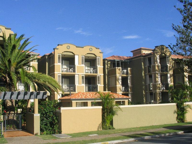 Beaches On Wave Street Gold Coast Exterior foto