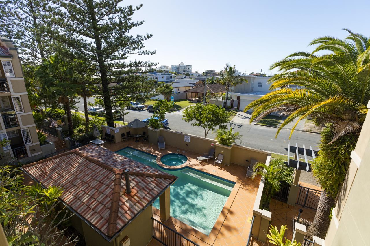 Beaches On Wave Street Gold Coast Exterior foto
